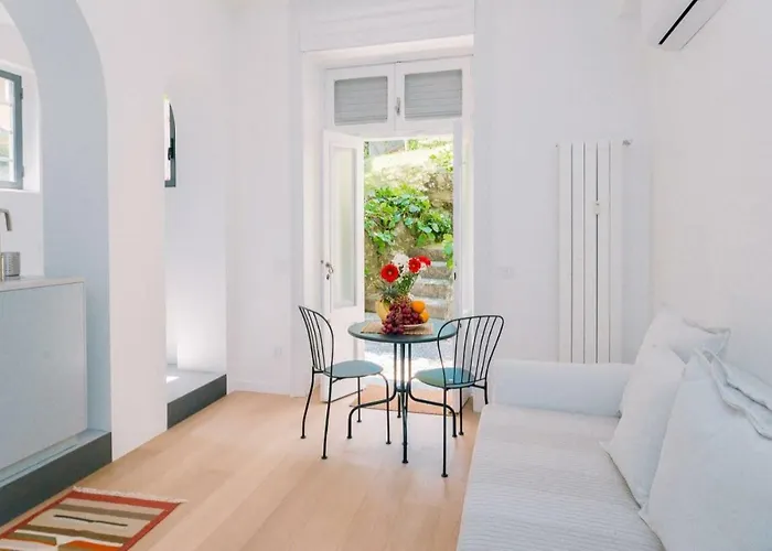 Alex Apartment *